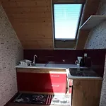 Marilyn Vendeghaz Guest house