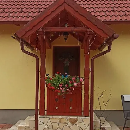 Marilyn Vendeghaz Kehidakustány