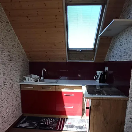 Marilyn Vendeghaz Guest house