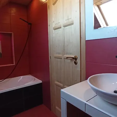 Πανσιόν Marilyn Vendeghaz 3*