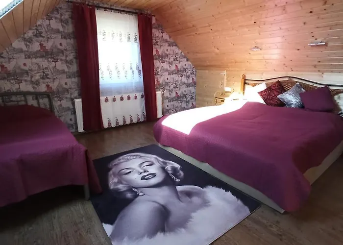 Marilyn Vendeghaz 3* Kehidakustány