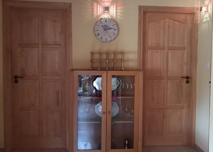 Marilyn Vendeghaz 3*