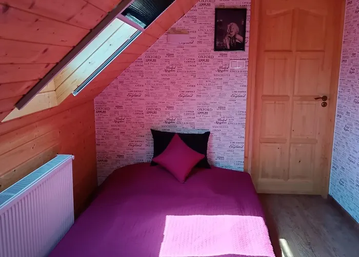 בית הארחה Marilyn Vendeghaz 3*